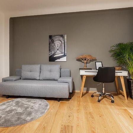 Cozy Studio Apartment Located In Vienna'S Vibrant City Center Bagian luar foto