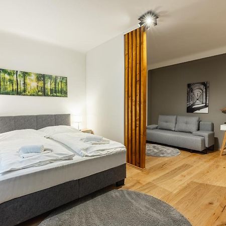 Cozy Studio Apartment Located In Vienna'S Vibrant City Center Bagian luar foto