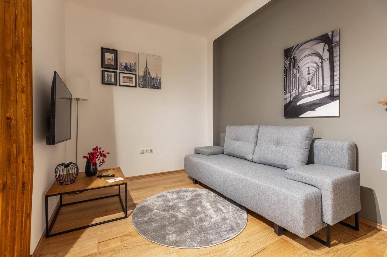 Cozy Studio Apartment Located In Vienna'S Vibrant City Center Bagian luar foto